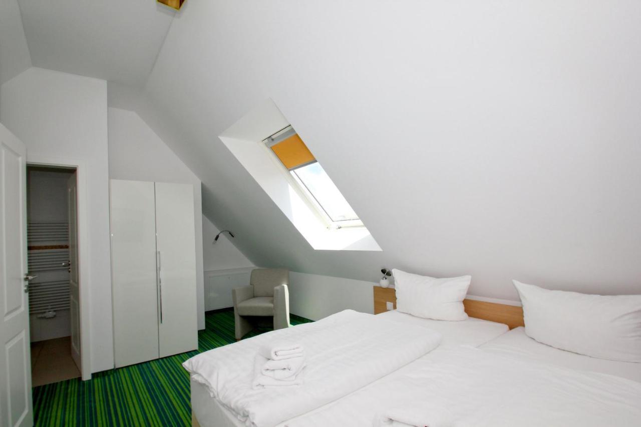 Strandresort Rex Rugia - Haus 30-6 C inkl Sauna-Schwimmbadnutzung im AHOI Sellin Lobbe Zimmer foto